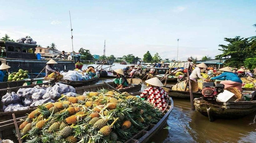 Can Tho: Cai Rang Floating Market and Canals - Breakfast served on the river