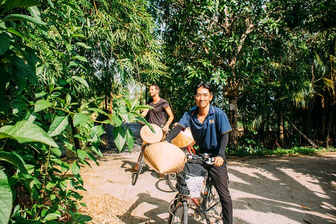 Can Tho: Cycling in Village-Fruit Garden-Experience Local Ferry - A cycling tour with more than one main attraction