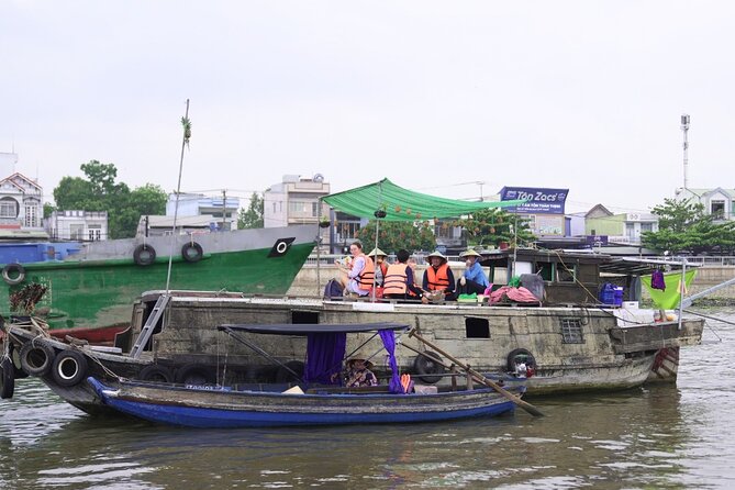 Can Tho Floating Market and Fruit Garden Tour - Why the early boat ride makes sense