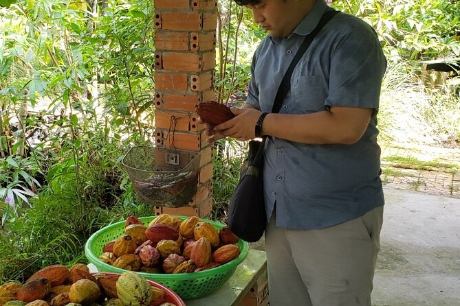 Can Tho: Floating Market & Mekong's Legacy( About 6 Pax) - Cooking pancakes with a local family