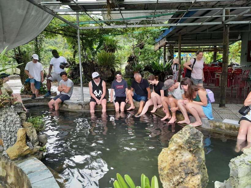 Cat Ba: Lan Ha, HaLong bay full day- biking, kayaking, lunch - A generous Vietnamese lunch on the boat