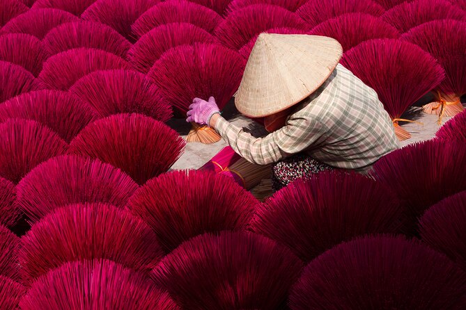 Colors of Incense village Quang Phu Cau - A six-hour outing, with room for patience