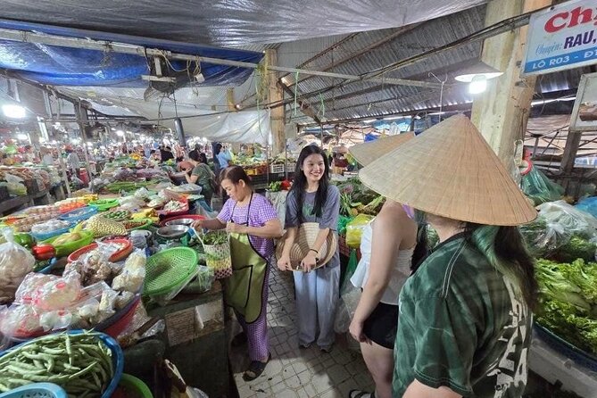 Cook 5 Dishes Authentic Vietnam Food and Market Adventure - A Da Nang cooking class that starts at the market