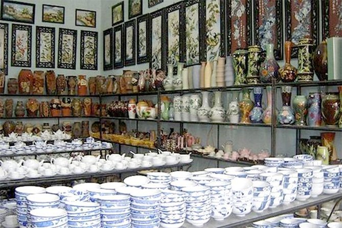 Craft Village Tour (Quang Phu Cau, Bat Trang, Chuong Conical,...) - Chuong and the Vietnamese conical hat