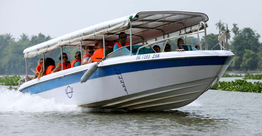Cu Chi Tunnels Luxury Speed Boat Half Day Tour - Exploring the Cu Chi Tunnels in about two hours