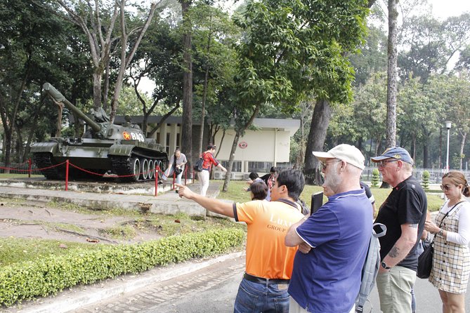 Cu Chi Tunnels - Tapioca & City Tour (6 Major Attractions) 1 day - Starting with the Reunification Palace