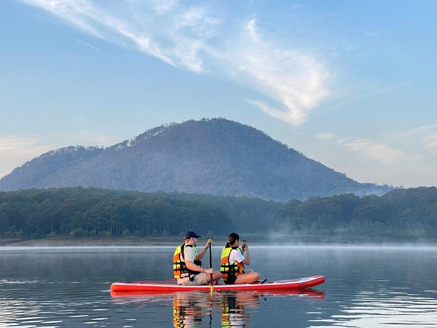 Da Lat: Tuyen Lam Lake Kayak or SUP Tour - My recommendation for booking