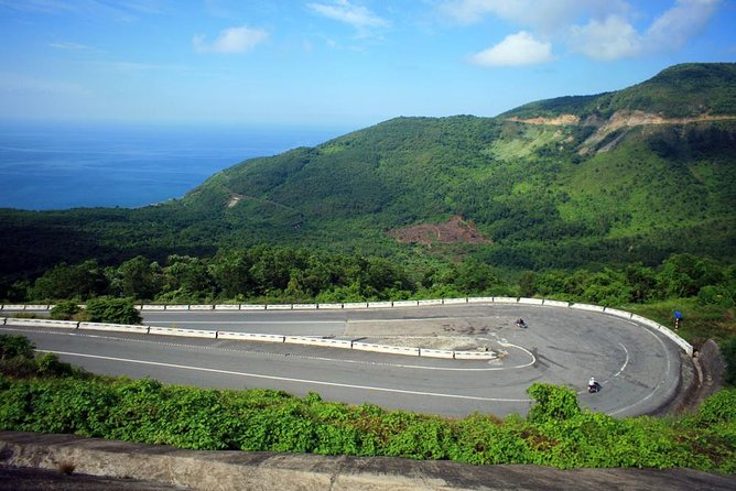 Da Nang Airport Arrival Private Transfer - Meeting your driver at Da Nang Airport