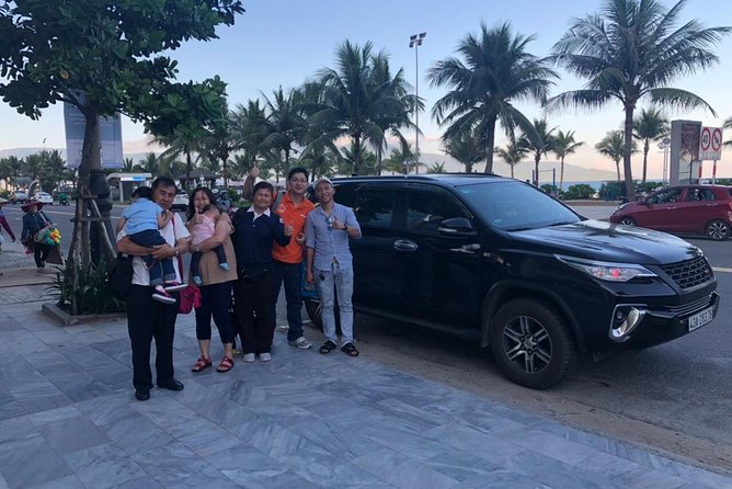 Da Nang Airport to Da Nang hotel by private car or vice versa - Finding your driver at Da Nang Airport