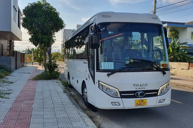 Da Nang Airport to Da Nang hotel by private car or vice versa - Who should book this private transfer
