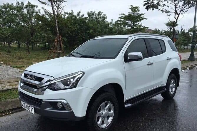 Da Nang Airport Transfer to Da Nang Hotel by Private Car - The 30-minute drive to your hotel