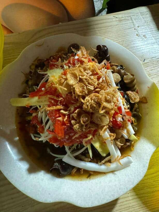 Da Nang City Street Food Private Tour With Local Students - What $25 gets you, and where the value changes