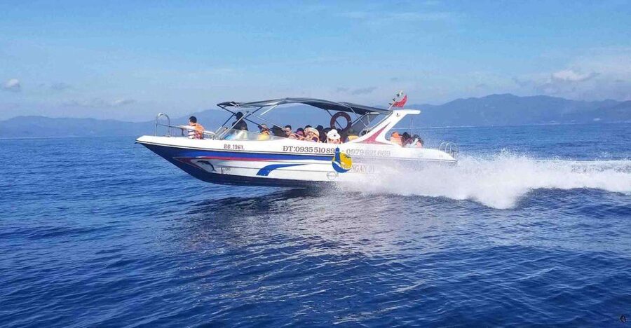 Da Nang/Hoi An: Cham Island Speedboat Tour with Snorkeling - What this Cham Island tour is really like