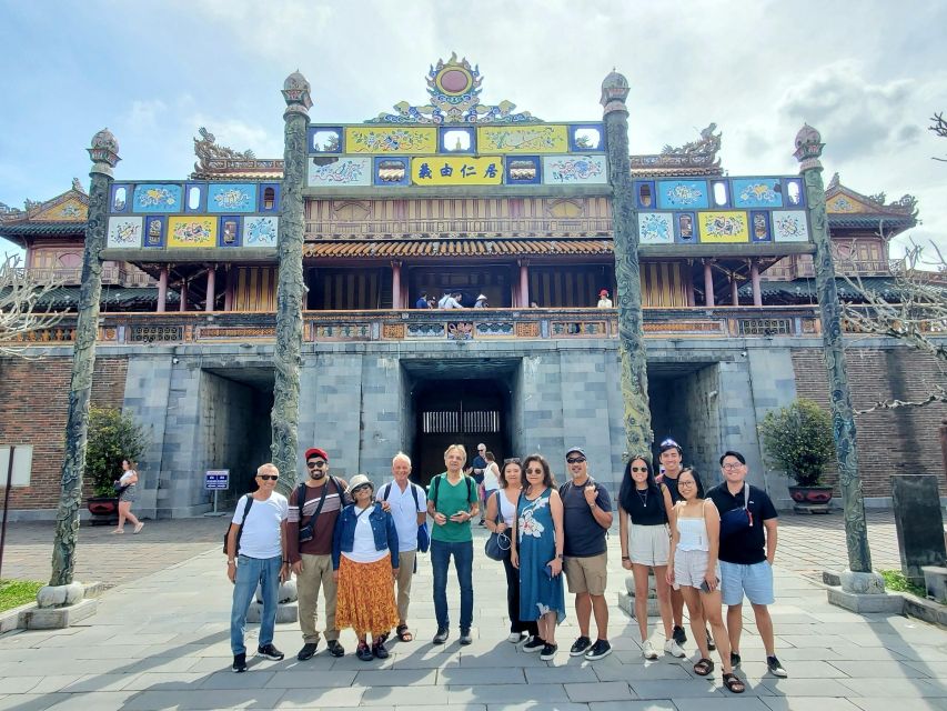 Da Nang/Hoi An: Hue Imperial City via Hai Van Pass & Lunch - Entering Hue Imperial City