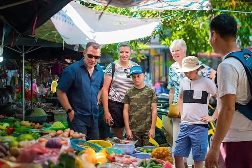 Da Nang/Hoi An: Market Tour, Basket Boat Ride, Cooking Class - Cooking four Vietnamese dishes with a local chef