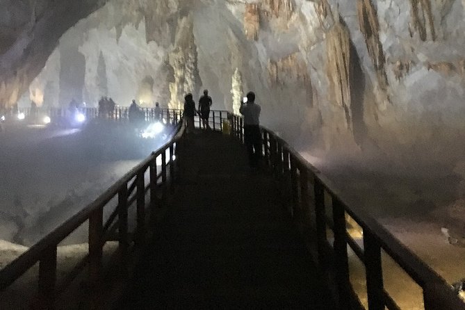 Daily Tour to Paradise and Dark Cave - Paradise Cave and its huge underground rooms