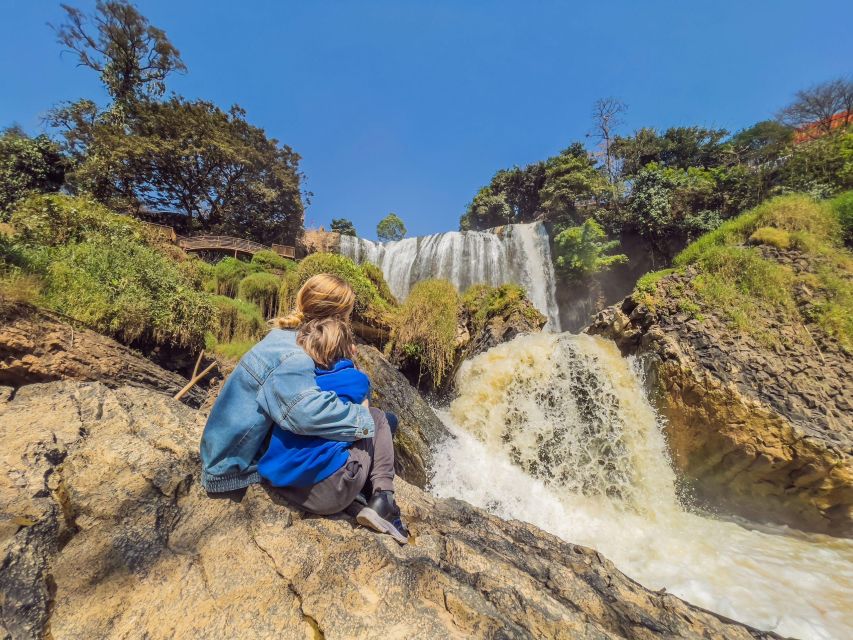 Dalat: Best of the Countryside Tour in a Private Car - Chicken Village and the rural road between stops