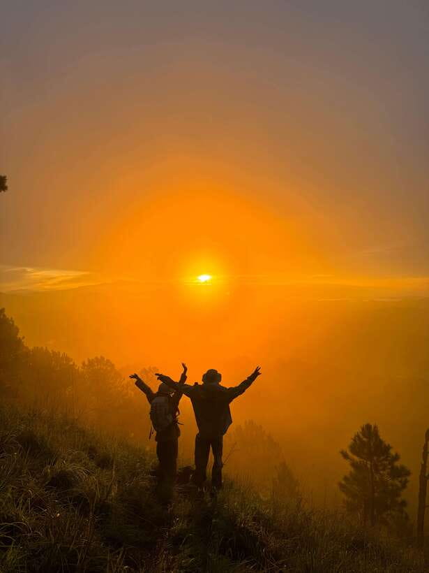 Dalat: Cloud Chasing packaged hike - Sunrise Pickup Included - The sunrise viewpoint and cloud show