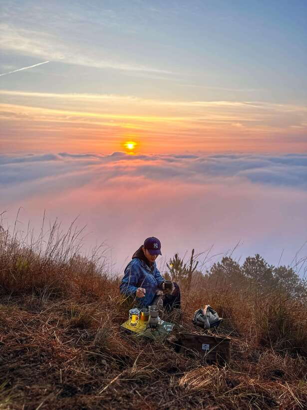Dalat: Cloud Chasing packaged hike - Sunrise Pickup Included - Photos and videos included in the price