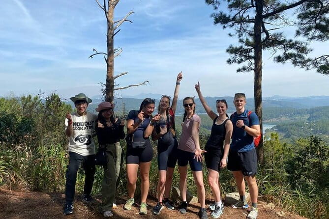 Dalat: Cloud Hunting & Sunrise Trekking to Hon Ho Mountain - Coffee, tea, and pho at the right moment