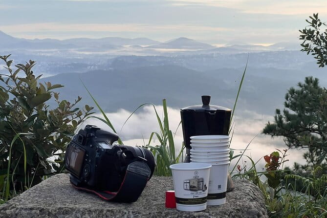 Dalat: Cloud Hunting & Sunrise Trekking to Hon Ho Mountain - What to bring for a cold, steep morning