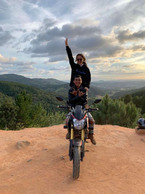 Dalat: MOTORBIKE TOUR TO PONGOUR FALLS- SILK- COFFEE FARM - Who should choose the motorbike option?