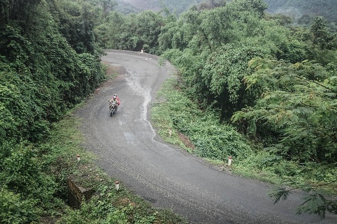Dalat's Countryside Half Day Tour by Motorbike - Van Thanh Flower Village and Da Lat’s farming culture