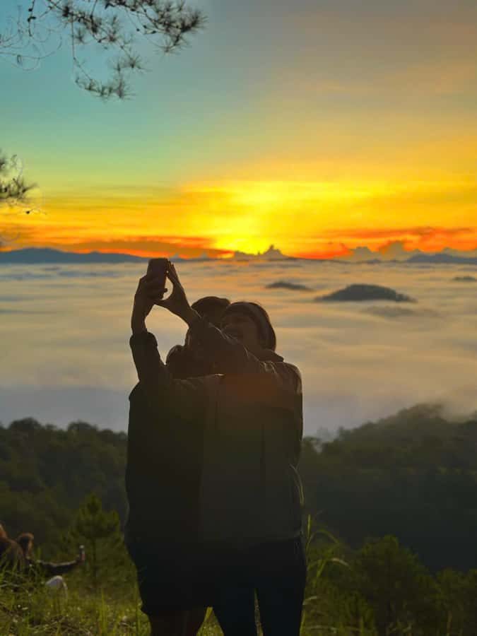 Dalat: Sunrise Trekking and Cloud Hunting experience - Why Pinhatt Peak works for a short Dalat morning