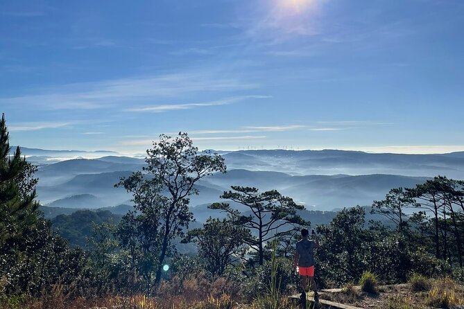 DALAT: Trekking Pinhatt & Sup/Kayaking Tuyen Lam Lake Tour - Hiking the 8-kilometer forest route