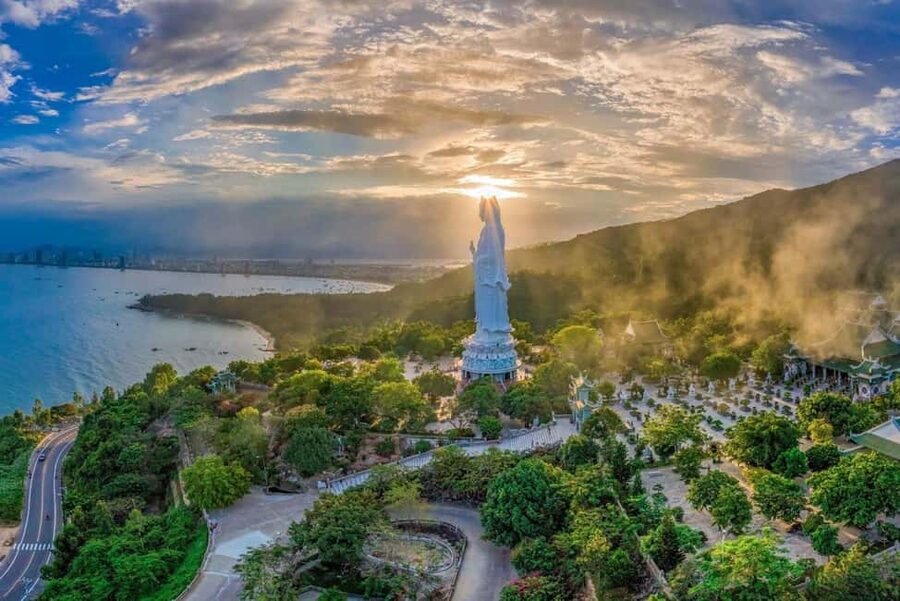 Danang: Hoi An, Marble Mountains or Bay Mau Coconut Forest - What the Hoi An evening actually includes