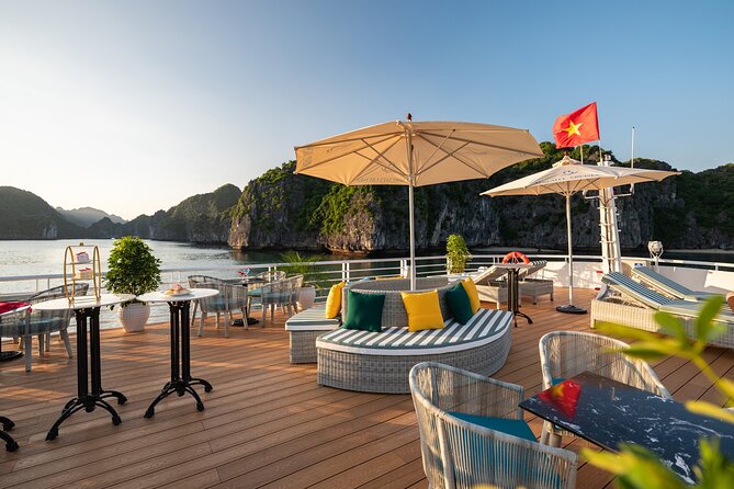 Day Tour Serenity Cruise at Lan Ha Bay from Hanoi, Hai Phong - The long road from Hanoi to Cat Ba Island