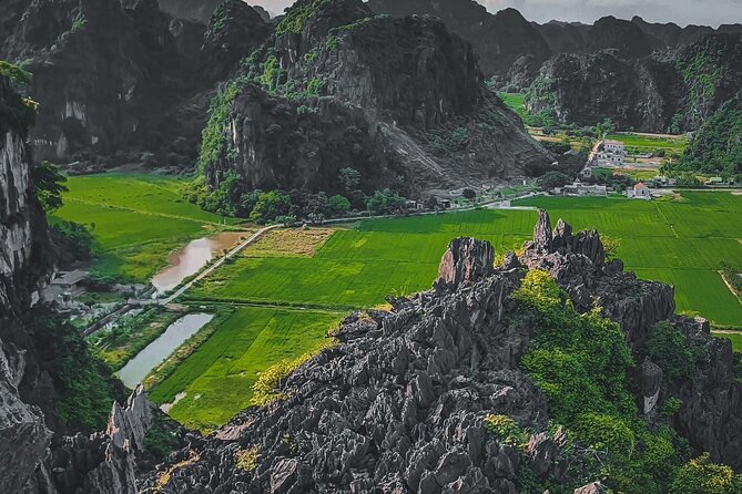 Day Trip from Hanoi to Ninh Binh Hoa Lu, Trang An, and Mua Cave - Key points to know before booking