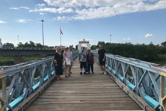 DMZ TOUR HUE - Deluxe group tour full day - Hien Luong Bridge and the Ben Hai River