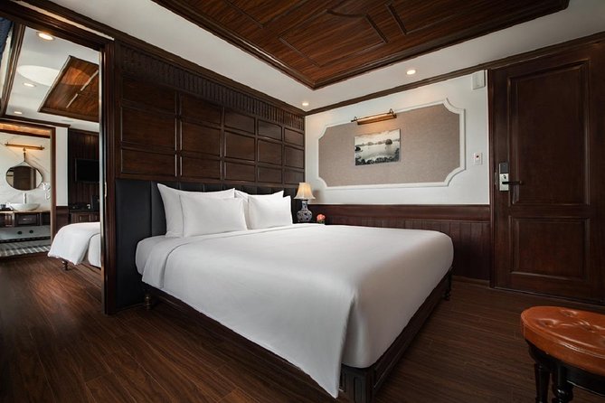 Doris Cruise 5 star cruise 3 days visiting Halong - Lan Ha Bay - What to pack for three days on the bay