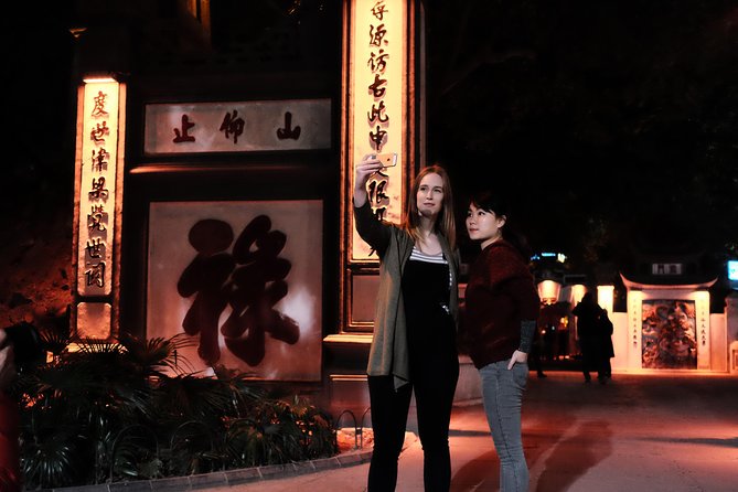 Drinks & Bites in Hanoi Private Tour - Finding a tucked-away temple near Ngoc Son