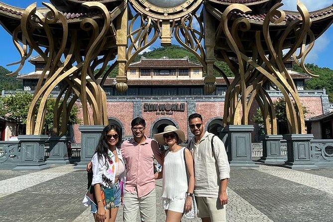 Early tour/ transfer from Hoi An/Da Nang to Golden bridge - Gardens, Buddha statue, and French-style buildings