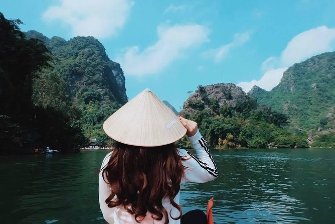Exploring Bai Dinh Pagoda -Trang An -Mua Cave with Buffet Lunch 1 Day From Hanoi - Is $48 good value?