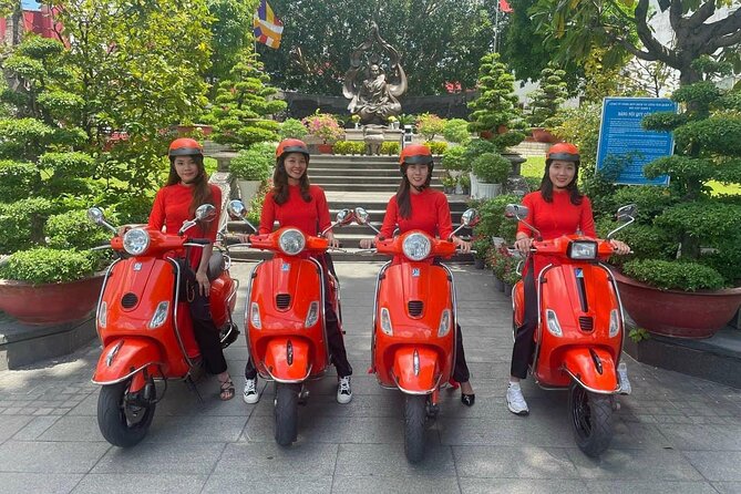 Female Riders Vespa Night Street Food + Train Street food 4 Hours - Pho Dishes Around Hồ Trúc Bạch