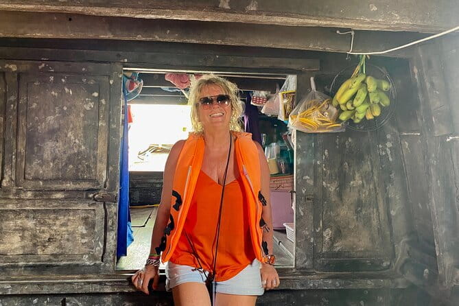 Floating Market & Hidden Canals – Small Group Morning Boat Tour - Breakfast on the river