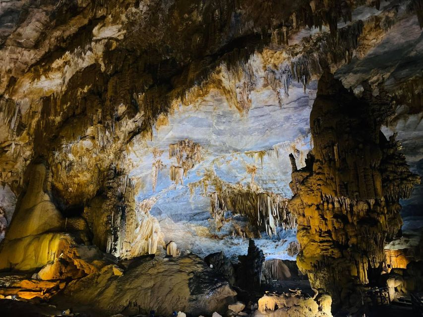 From Dong Hoi: Paradise Cave, Phong Nha Cave Tour, and Lunch - Paradise Cave and the 570-meter approach