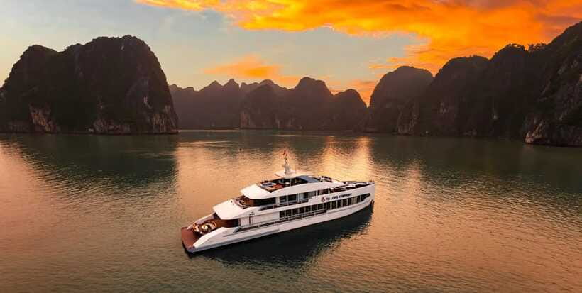 From Ha Long: Luxury Symphony Day Cruise with 2 Jacuzzi Pool - Buffet lunch from 12:45 to 13:45