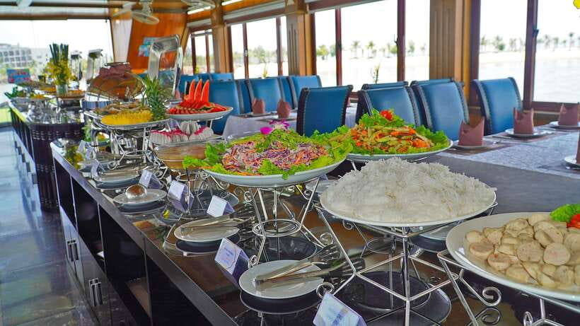 From Hanoi: 1 -Day Halong Bay Cruise With Big & Small Groups - Titov Island, beach time, and the climb