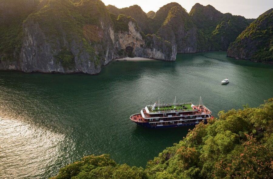 From Hanoi: 2-Day Halong and Lan Ha Bay La Pandora Cruise - Sunrise and the Dark and Bright Cave