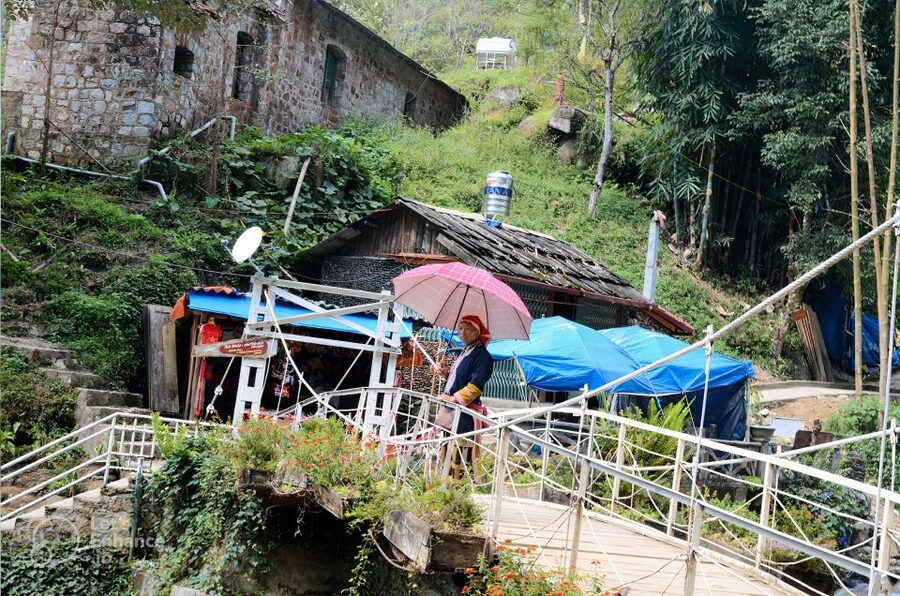 From Hanoi: 2-Day Sapa-Fansipan Peak & Trek & Ha Giang Bus - Packing for mountain weather