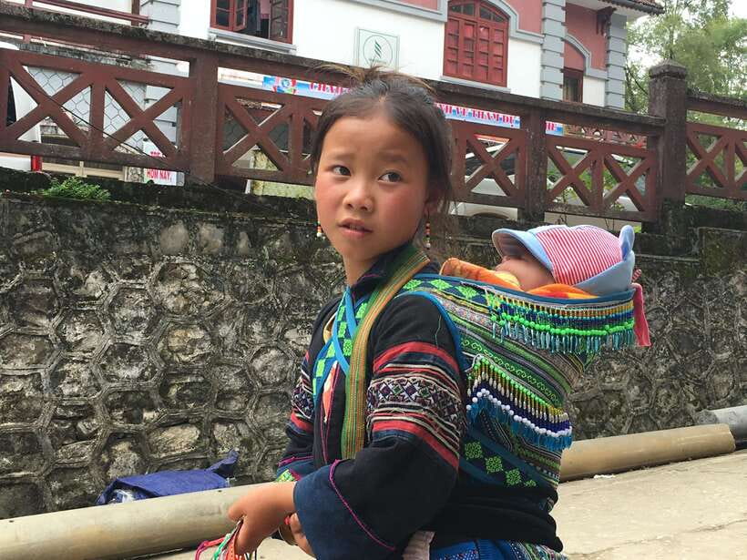From Hanoi: 2-Day Sapa Trek Tour - Luxury Limousine Transfer - What $189 includes, and what it does not
