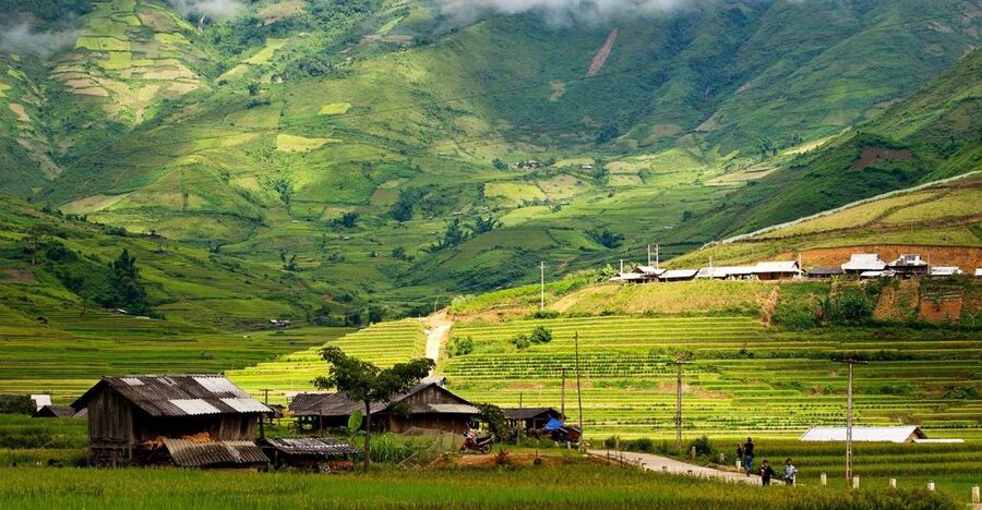 From Hanoi: 2-Day Sapa Trekking Trip with Homestay & Meals - Why this Sapa trip feels different from a day visit