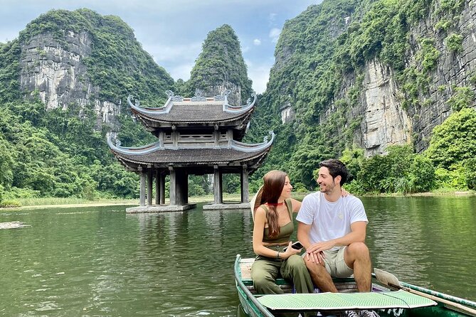 From Hanoi: Bai Dinh Trang An Adventure Day Tour - What two hours at Bai Dinh feels like