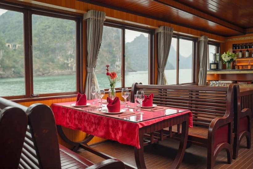 From Hanoi/Cat Ba: Lan Ha Bay Full-Day Boat Trip - Kayaking through Dark and Bright Caves