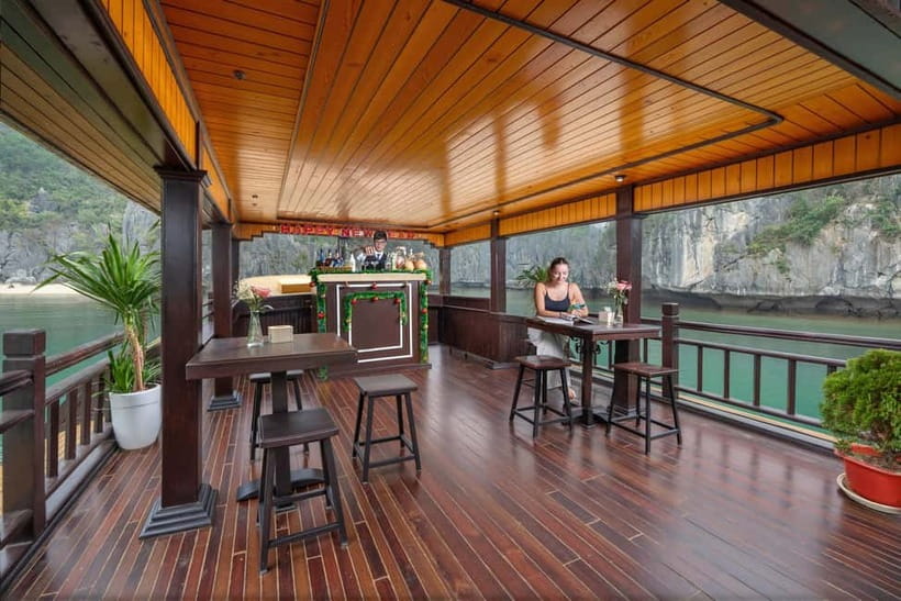 From Hanoi/Cat Ba: Lan Ha Bay Full-Day Boat Trip - What the boat and group atmosphere are like