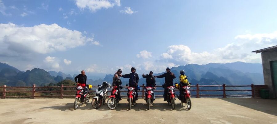 From Hanoi: Ha Giang Loop 3-Day Self-Driving Motorbike Tour - Food, rooms, and group atmosphere